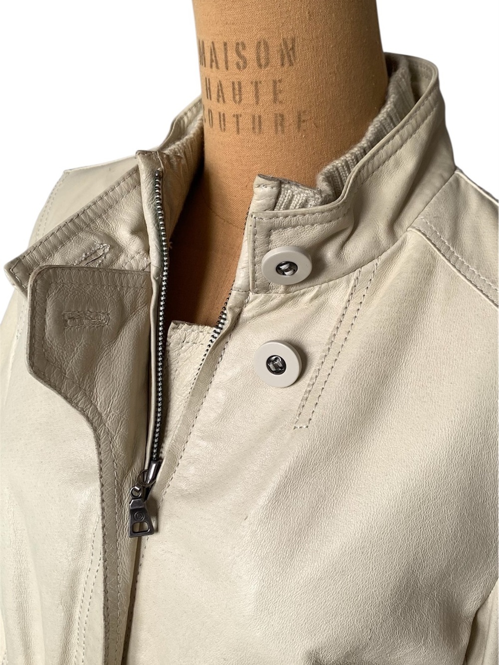 Danier Cream Leather Zip-Front Jacket - Picture 2 of 5